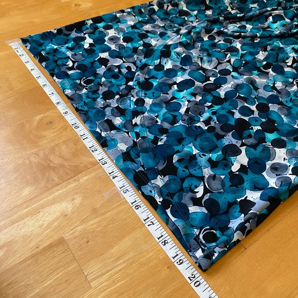 Connected Apparel Cap Sleeve Mock Wrap Dress blue dots - Picture 7 of 16